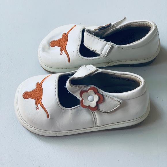 🇺🇸UT Univ Texas Baby Shoes Team Squeaks 5 - Picture 8 of 11